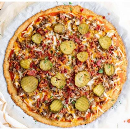Receita Keto: Pizza Cheeseburger com bacon