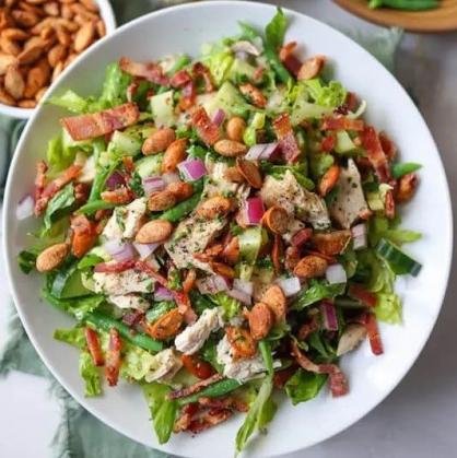 Salada Especial de Natal com sobras de Peru