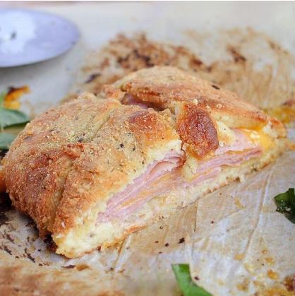 Receita Low Carb: Stromboli de Presunto e Queijo